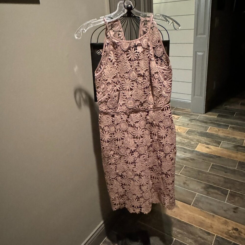 White House Black Market original for that special occasion this summer!  Size 0